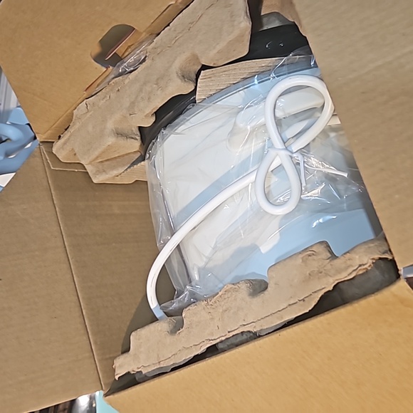 BEAUTIFUL BY DREW BARRYMORE 2qt Slow Cooker White Icing Gold W FREE SCRUB MOMMY - Picture 6 of 7